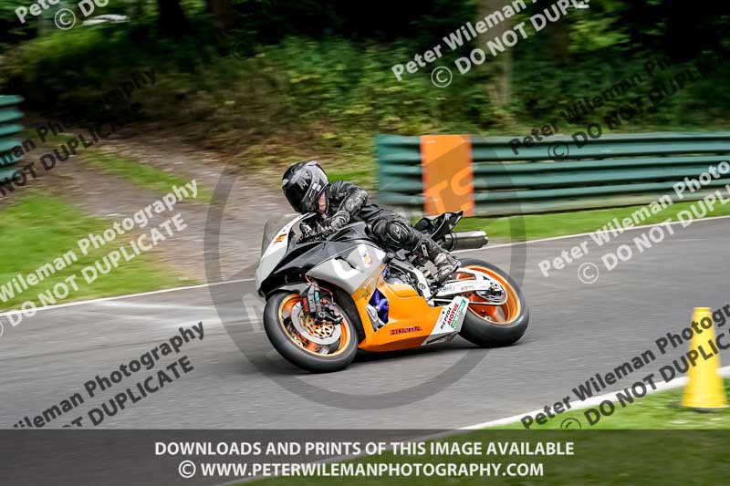 cadwell no limits trackday;cadwell park;cadwell park photographs;cadwell trackday photographs;enduro digital images;event digital images;eventdigitalimages;no limits trackdays;peter wileman photography;racing digital images;trackday digital images;trackday photos